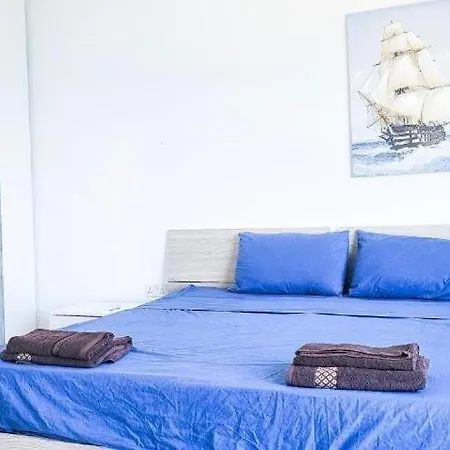 아파트 Seafront Bedroom In 슬리에마